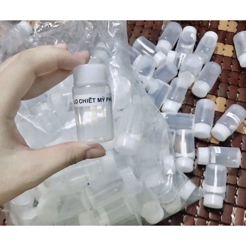 Chai nhựa chiết mỹ phẩm 30ml (nắp Vặn)