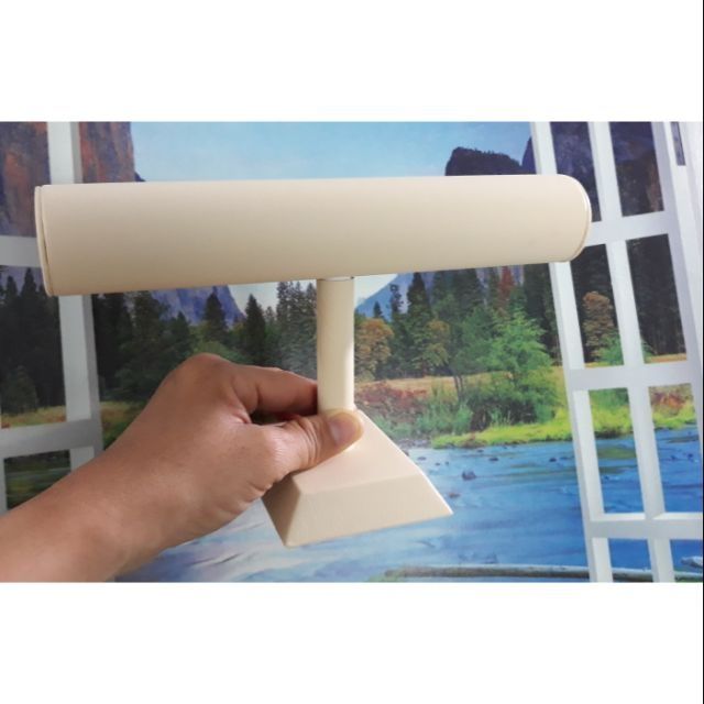 Trụ treo trang sức