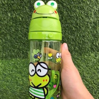 Bình nước trẻ em có ống hút và dây đeo 550ml