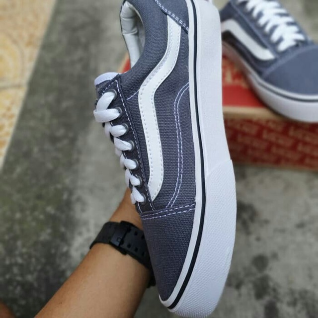 Giày Thể Thao Trắng Xám Vans Cổ Điển 39-43