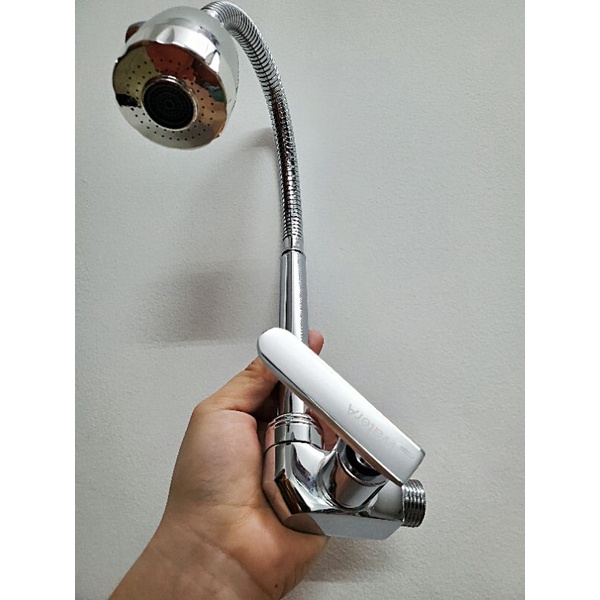 Vòi rửa chén bát một đường nước lạnh cần bẻ - âm tường xi bóng.