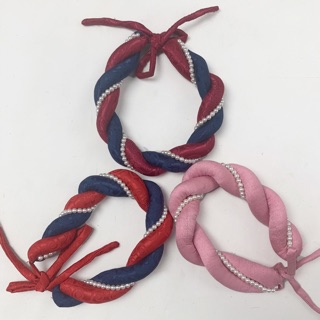 Mấn đội đầu áo dài