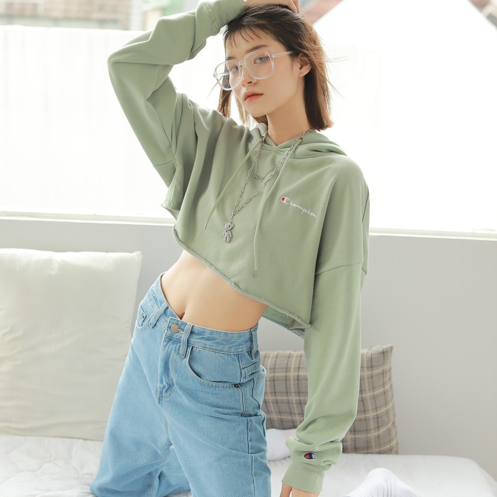 Áo Croptop Hoodie Nữ Thêu Chữ Champion Form Đẹp-Đường Thêu Tỉ Mỉ-Vải Nỉ Da Cá Thoải Mái-Màu Xanh Mint Nhạt Dễ Phối Đồ