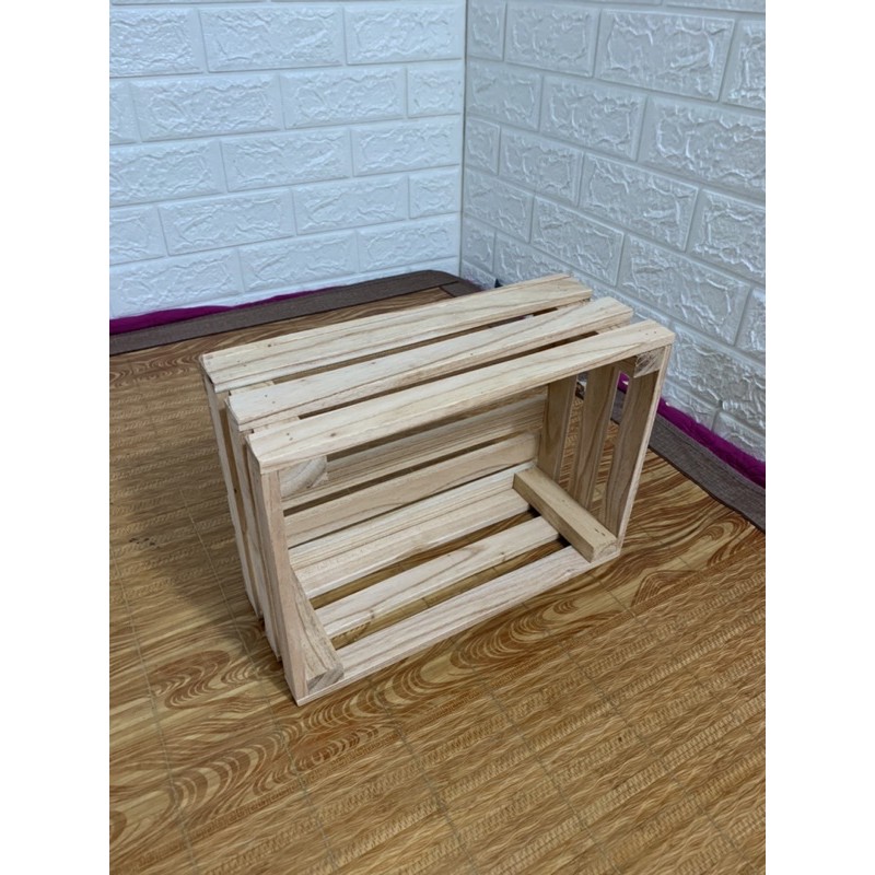 thùng pallet size S . 34 x 25 , sâu 14cm , gỗ tự nhiên