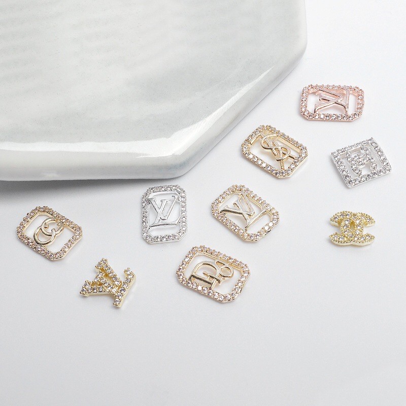 phụ kiện đá hình mẫu thương hiệu gắn móng tay nail 1 viên