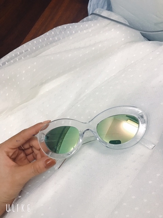 Các mẫu kính Ulzzang siêu dễ thương