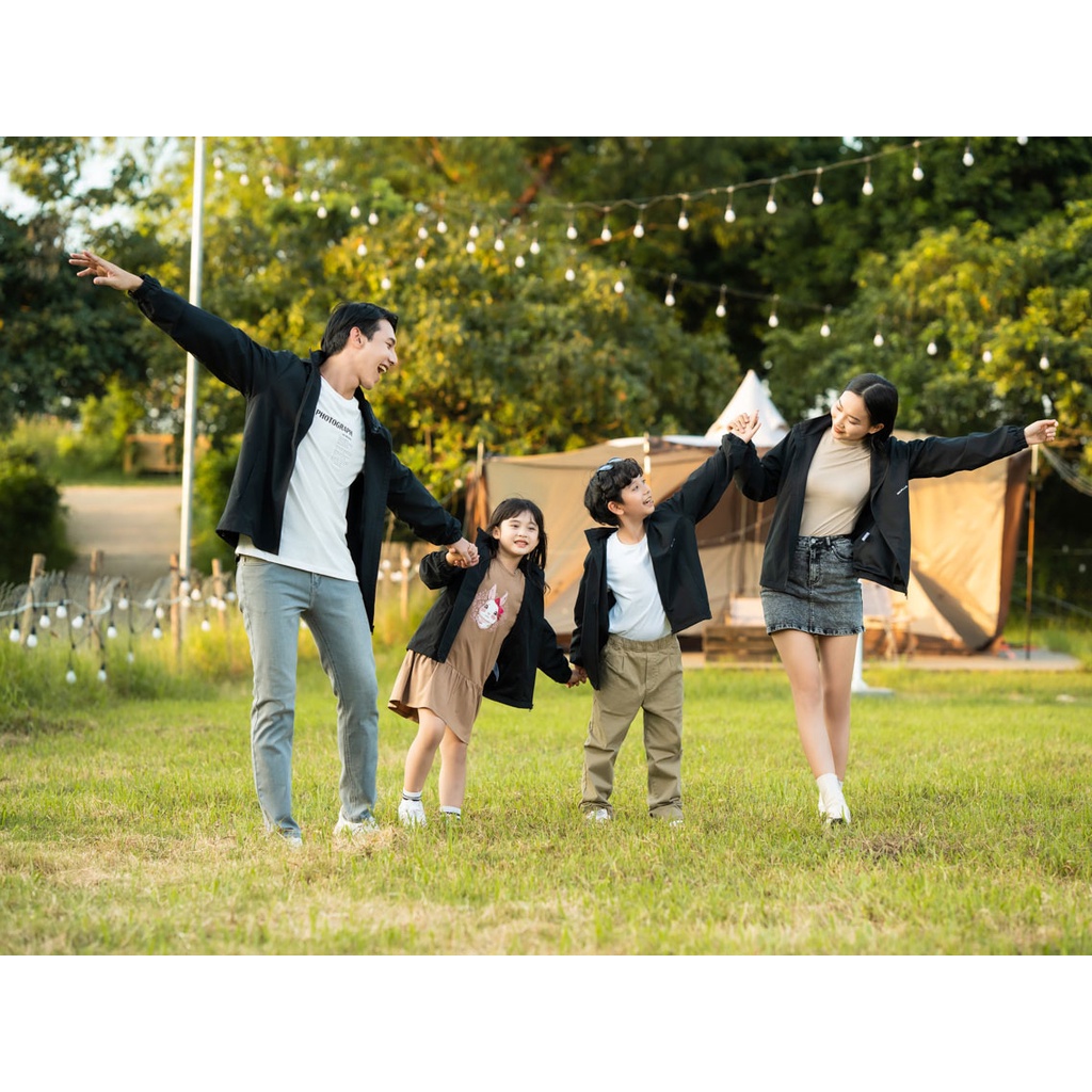 Áo gió nữ YODY 2 lớp ấm áp cản gió cản nước có mũ dáng thể thao AKN5040