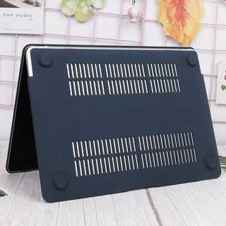 ốp,case cho mac 13 in màu xanh đen( tặng kèm nút bịt bụi+ kẹp chống gãy sạc)