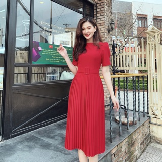 Váy thiết kế xếp ly