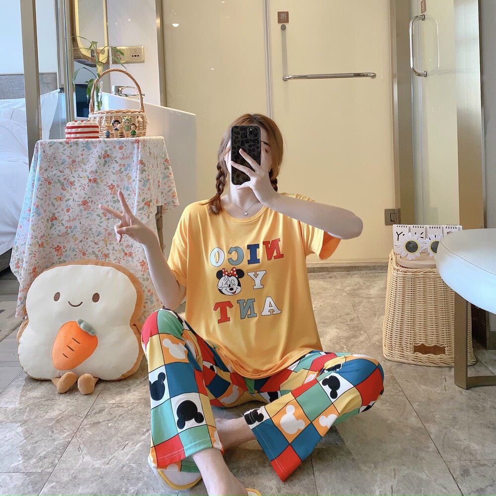 Bộ mặc nhà- bộ ngủ Pyjama siêu xinh in hình hoạt hình DAFFY DUCK chất vải thun cotton mềm mịn thoáng mát