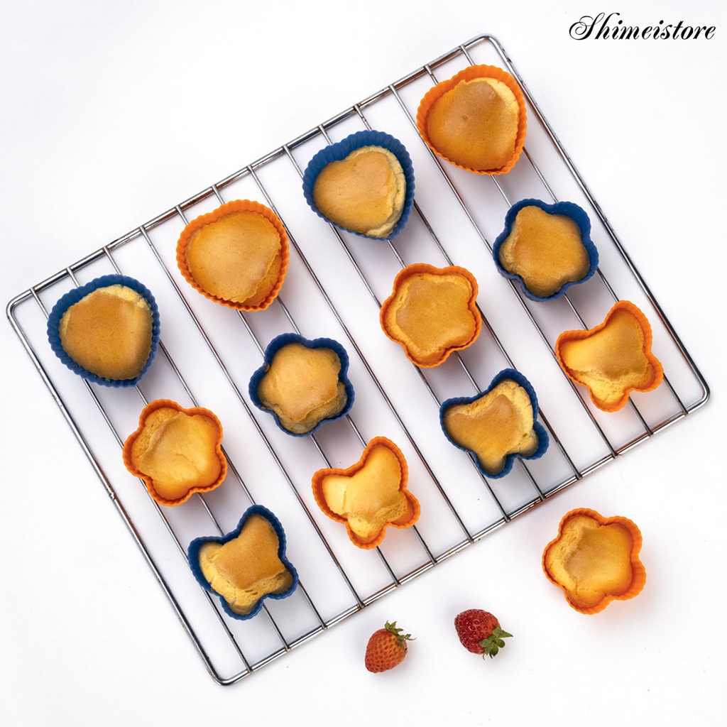 Set 3 Khuôn Làm Bánh Muffin Bằng Silicone Chống Dính Chịu Nhiệt Hình Trái Tim