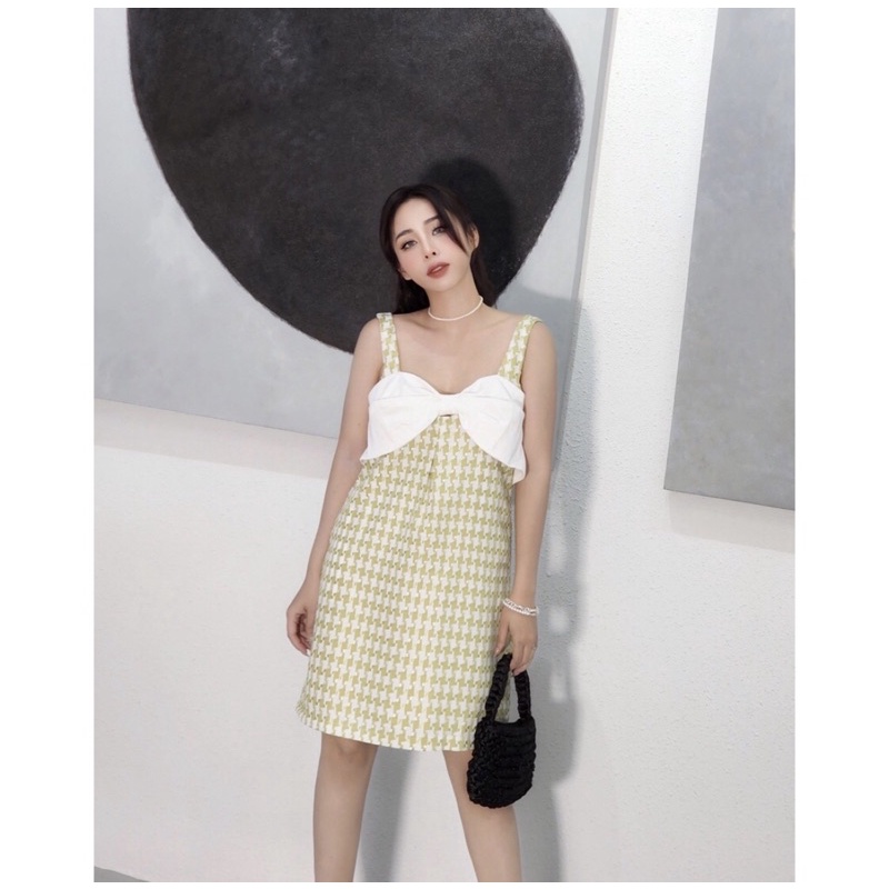 đầm vàng h2store newtag freesize