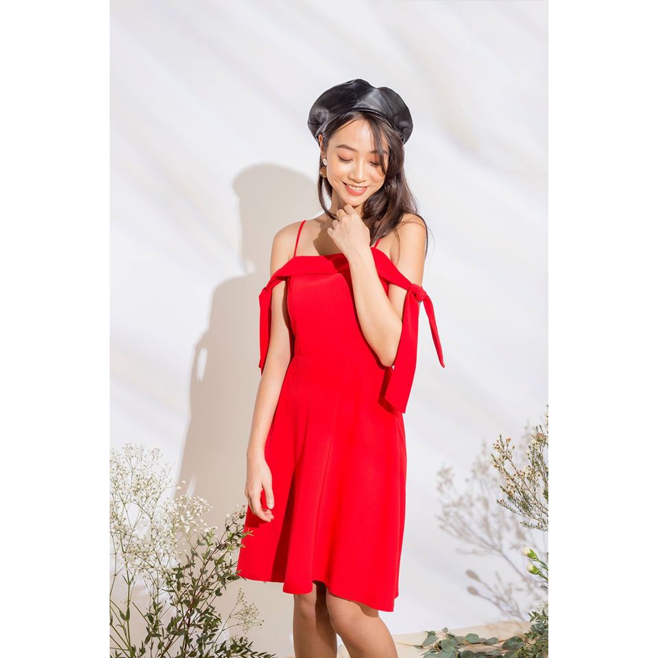Ceci Cela - Đầm Sassy Hai Dây Dáng Xòe - Red