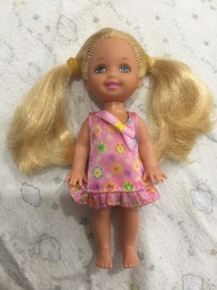 Búp bê kelly