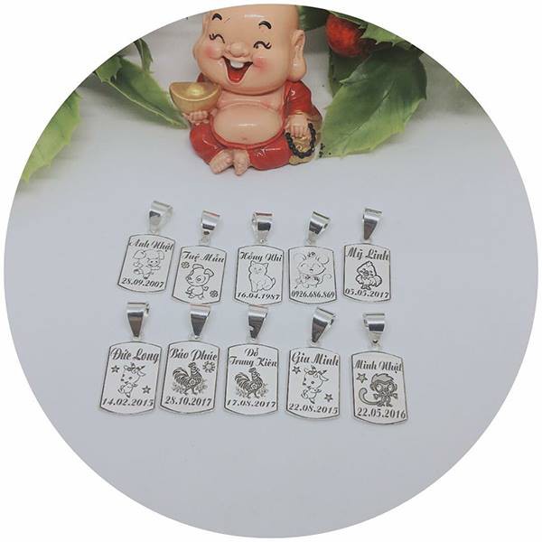 MẶT DÂY CHUYỀN THẺ BÀI KHẮC TÊN CHO BÉ