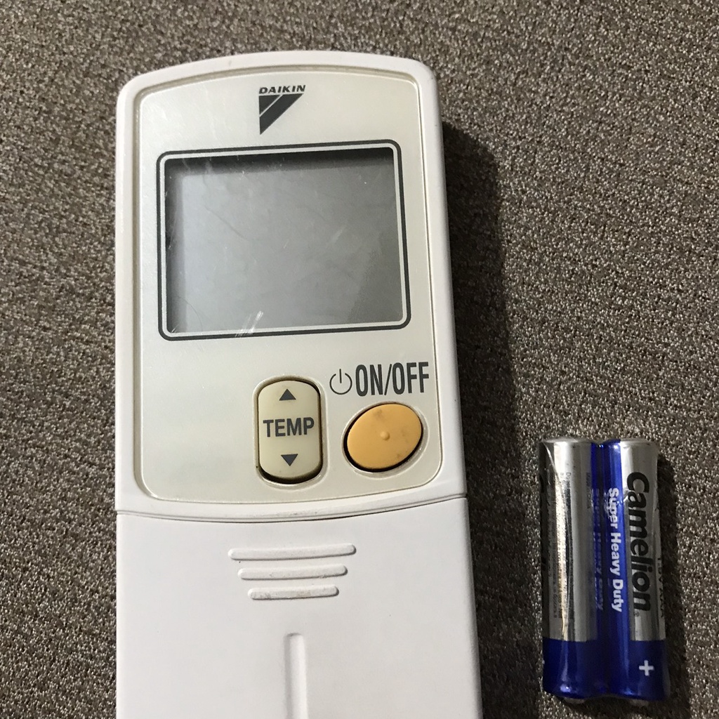 Remote điều khiển điều hòa daikin 1 chiều hàng zin theo máy