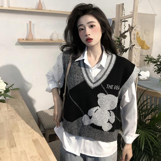 Áo dệt kim sát nách cổ chữ V màu sắc trẻ trung