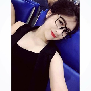 Kính đeo giả cận và kính mắt cận