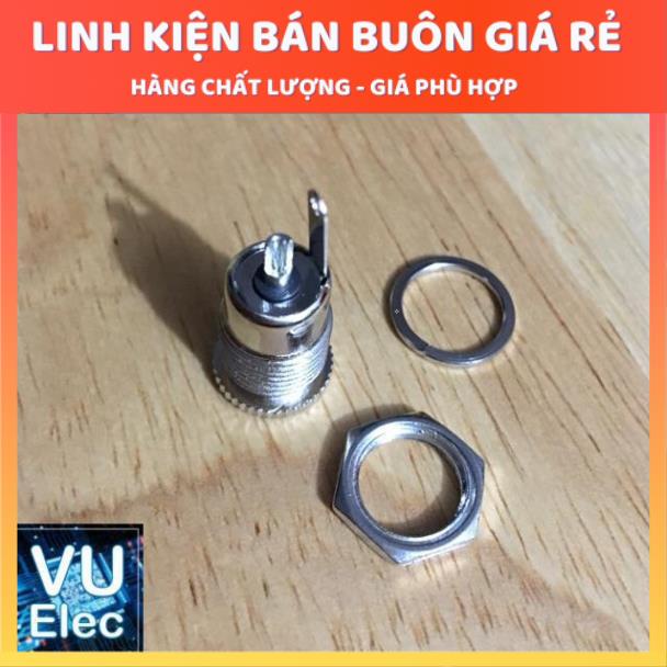 Giắc cắm DC 5.5 x 2.1 mm bằng kim loại chế pin sạc