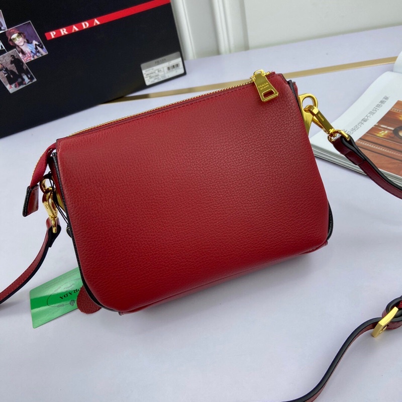 Túi đeo chéo nữ da thật chữ thương hiệu Prada cao cấp màu trơn nhiều màu