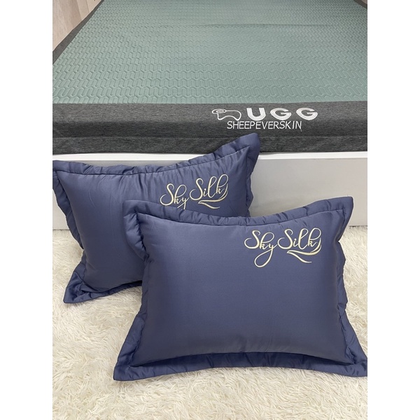 Vỏ Gối Phi Lụa Chữ Sky Silk