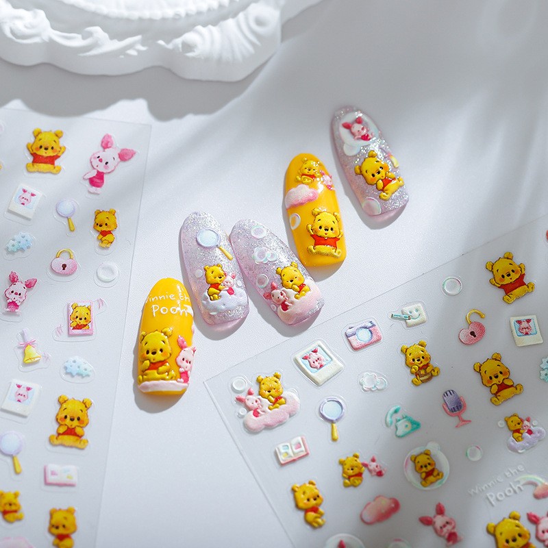 Miếng Dán Trang Trí Móng Tay Họa Tiết Gấu Pooh / Heo Hồng 5D Trong Suốt Dễ Thương DP-118F