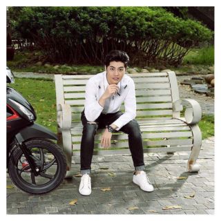 ÁO SƠ MI LỤA CON KIẾN HOT