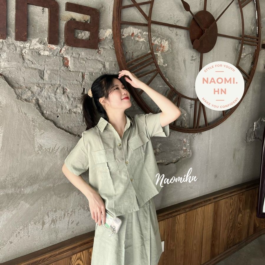 Set đồ nữ sơ mi cộc tay túi ngực form croptop kèm quần giả váy ngắn vạt lệch chất đũi siêu thích. Set basic nhiều màu