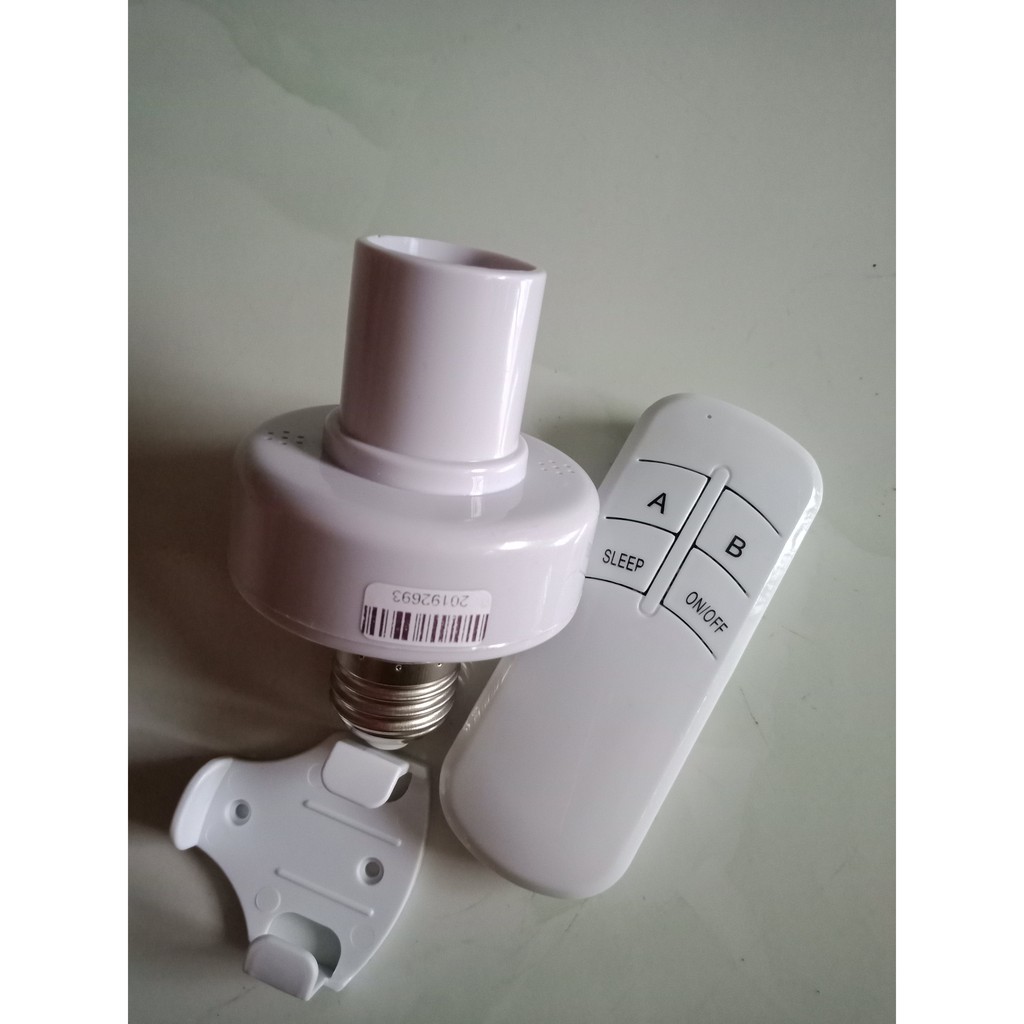 Đui đèn E27 - điều khiển từ xa bằng remote sóng RF | BigBuy360 - bigbuy360.vn