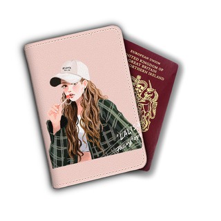 Ví hộ chiếu/ ví passport in hình vẽ Lisa Black Pink - mã BLP00014 có in theo yêu cầu