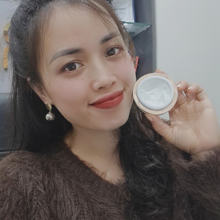 Kem Tuyết Lalihui Lên Ngay 2 Tone Không Lo Khuyết Điểm 30ml | BigBuy360 - bigbuy360.vn