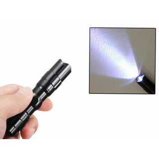 Đèn Pin LED Cầm Tay Mini Tầm Xa