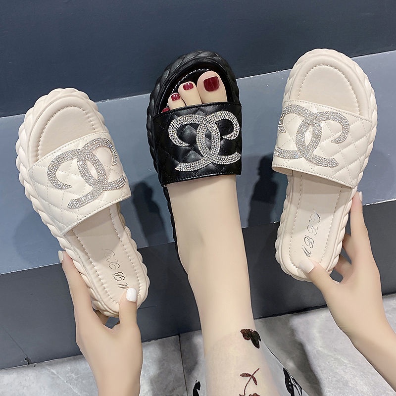 Dép Sandal Đế Xuồng Thời Trang Mùa Hè Dễ Phối Đồ