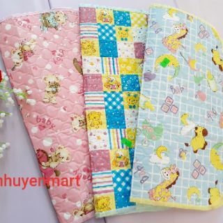 Chiếu lót chống thấm to