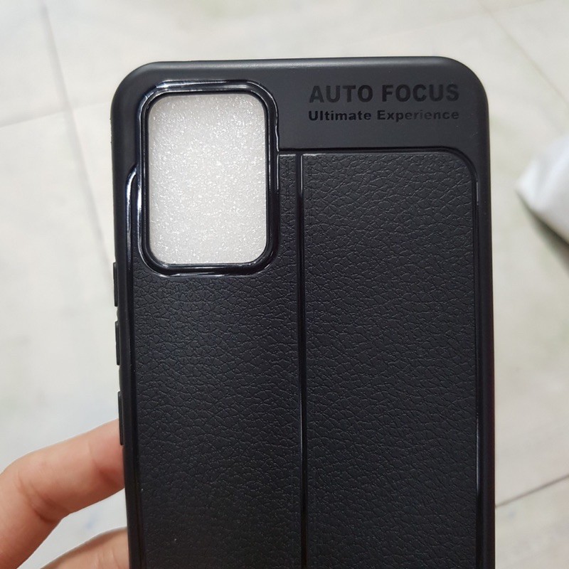 Ốp Vivo V20 dẻo đen vân da