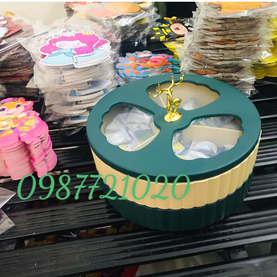 Ảnh thật| Video| Khay Mứt Nở Hoa 6 Cánh Tự Bung Sang Xịn |Hộp mứt tuần lộc Xanh Happy shop 888