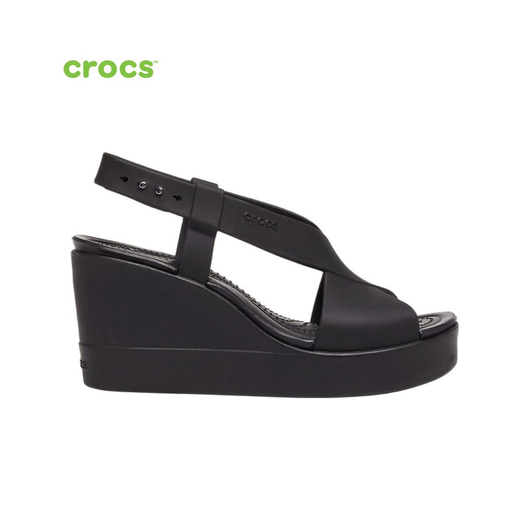 Dép sandal đế xuồng nữ CROCS Brooklyn 206222-060