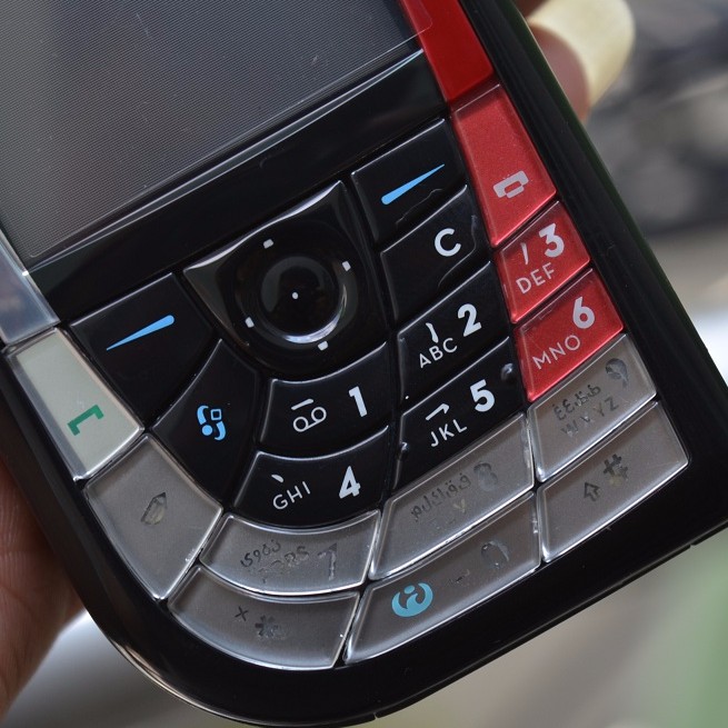 Điện Thoại Nokia 7610 Chính Hãng Tặng Thẻ Nhớ Bảo Hành 12 Tháng