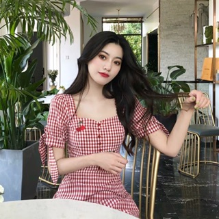 Váy kẻ caro