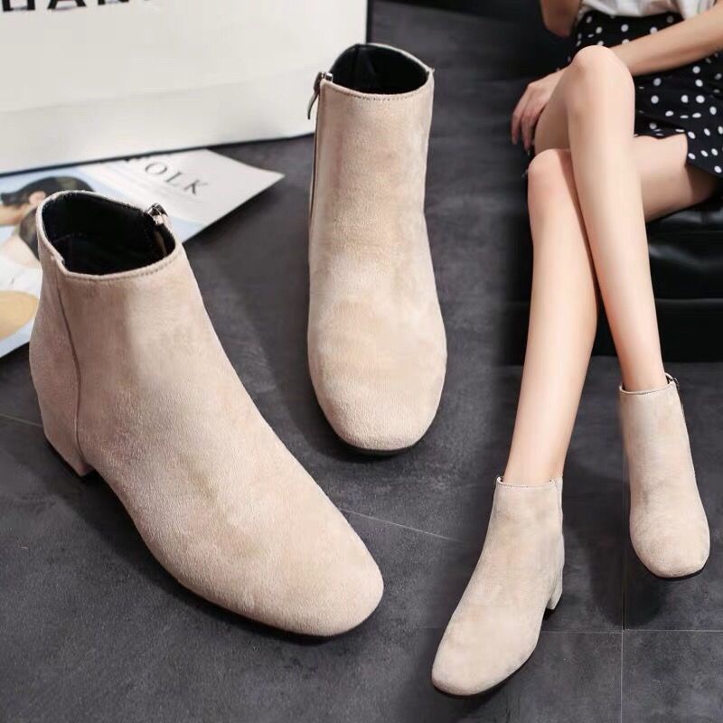 Giày Bốt Martin Da Lộn Gót Dày Màu Sắc Đơn Giản Dễ Phối Đồ Thời Trang Cho Nữ