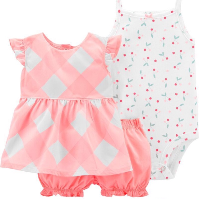 Set 3 món Carter’s cho bé 12M