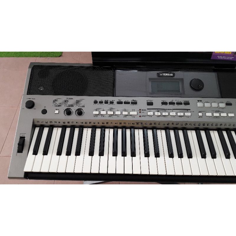 đàn organ yamaha psr E 443 mới 99% như khui thùng