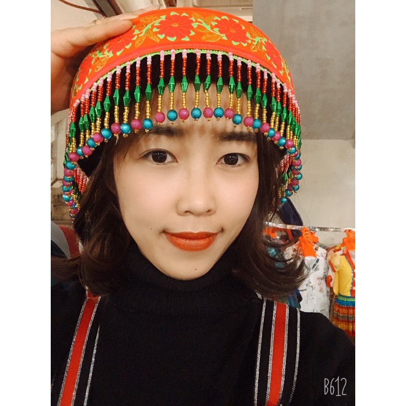 Mũ cườm thổ Cẩm