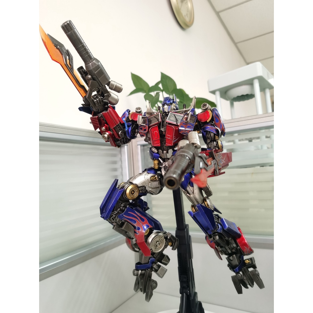 Mô hình cao cấp Threezero Transformers: Revenge of the Fallen ROTF – DLX Optimus Prime