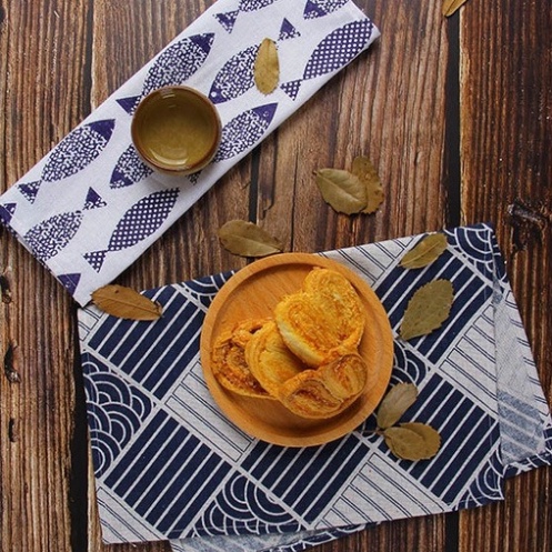 Khăn lót chén dĩa bàn ăn, bàn học, tủ kệ. vải nền trang trí chụp ảnh vintage