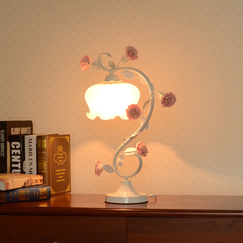 Đèn ngủ decor thiết kế hoa hồng anh quốc vintage -RT001 Hàng chính hãng tặng bóng