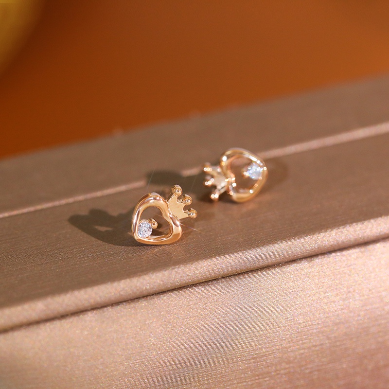 Đôi Bông Tai Mạ Vàng 18K Hình Vương Miện Đính Đá Zircon Thời Trang