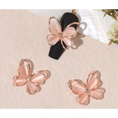 Charm buom mã moi trang trí nail