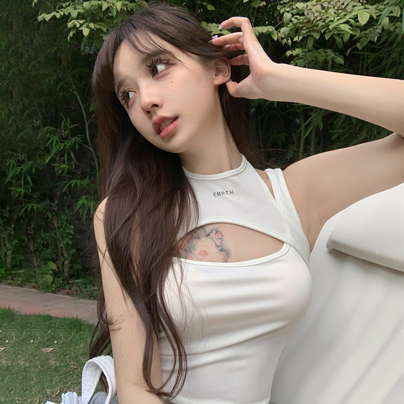 Áo Tank Top Sát Nách Thiết Kế Khoét Quyến Rũ