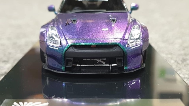 Xe Mô Hình Nissan GTR R35 Liberty Walk 1:43 Onemodel (Chameleon)